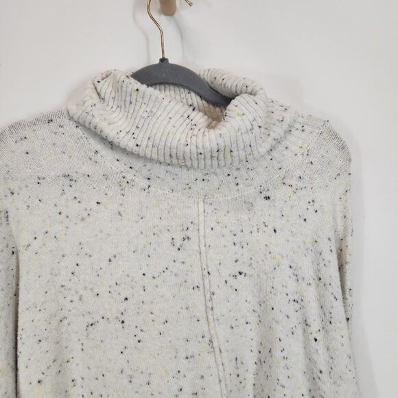 Jessica Simpson Speckled Knit Cowl Neck Sweater in Off White - Size Medium - Picture 2 of 7